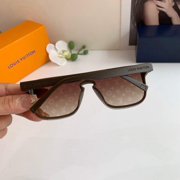 Louis Vuitton Women\'s Brown Sunglasses main image 5